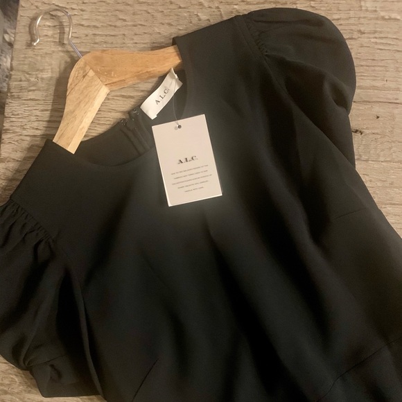 ALC Brinley Short Sleeve Dress in Black. - Picture 9 of 11